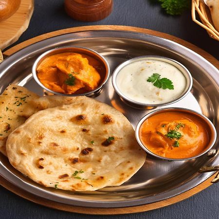 FabHotel SR Wakad Pimpri-Chinchwad Buitenkant foto