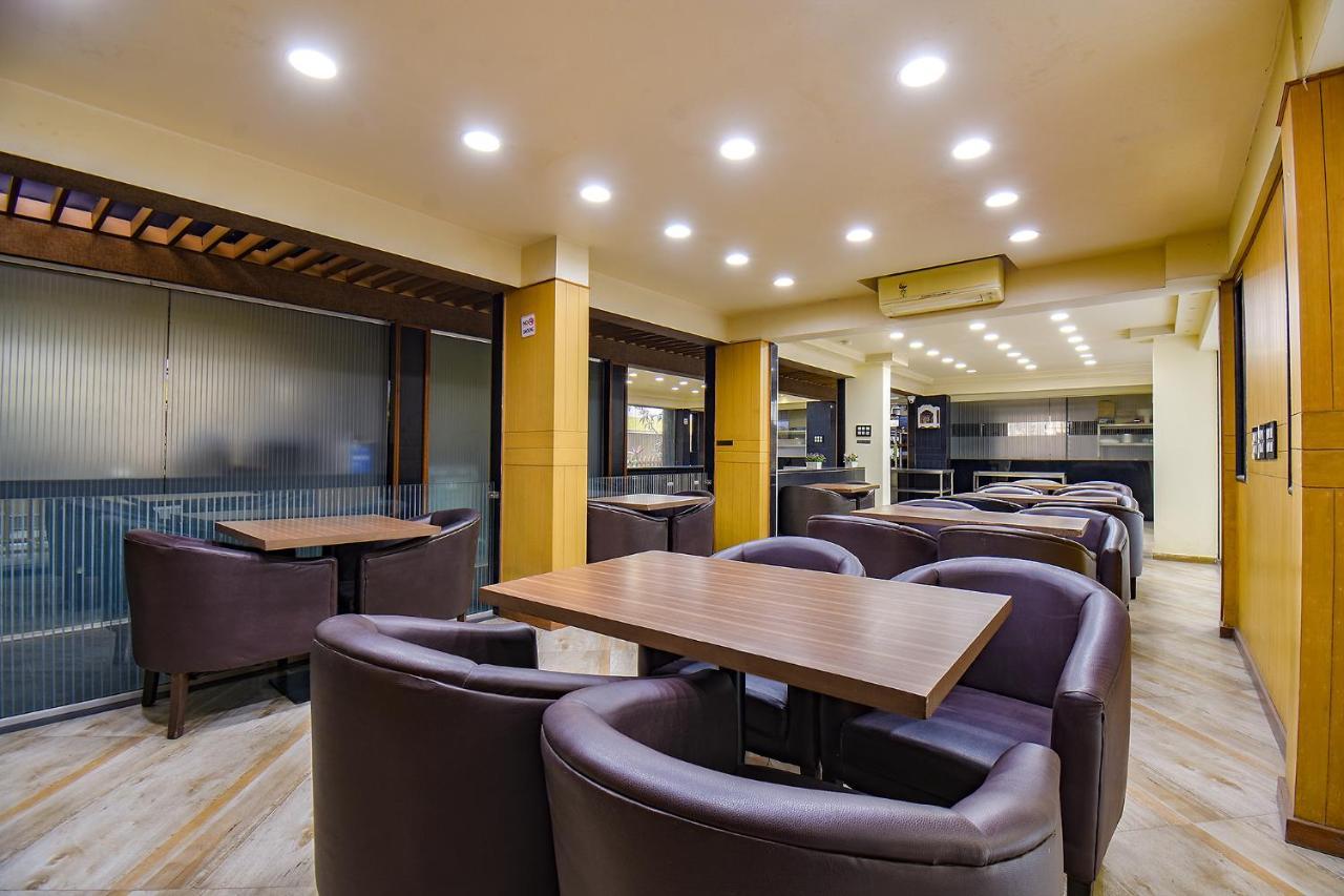 FabHotel SR Wakad Pimpri-Chinchwad Buitenkant foto