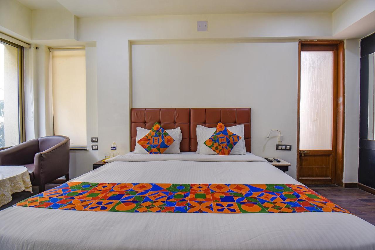 FabHotel SR Wakad Pimpri-Chinchwad Buitenkant foto